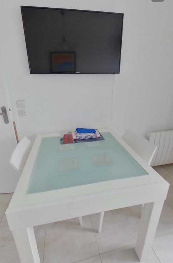 Appartement Proche De La Mer Courseulles-sur-Mer Εξωτερικό φωτογραφία